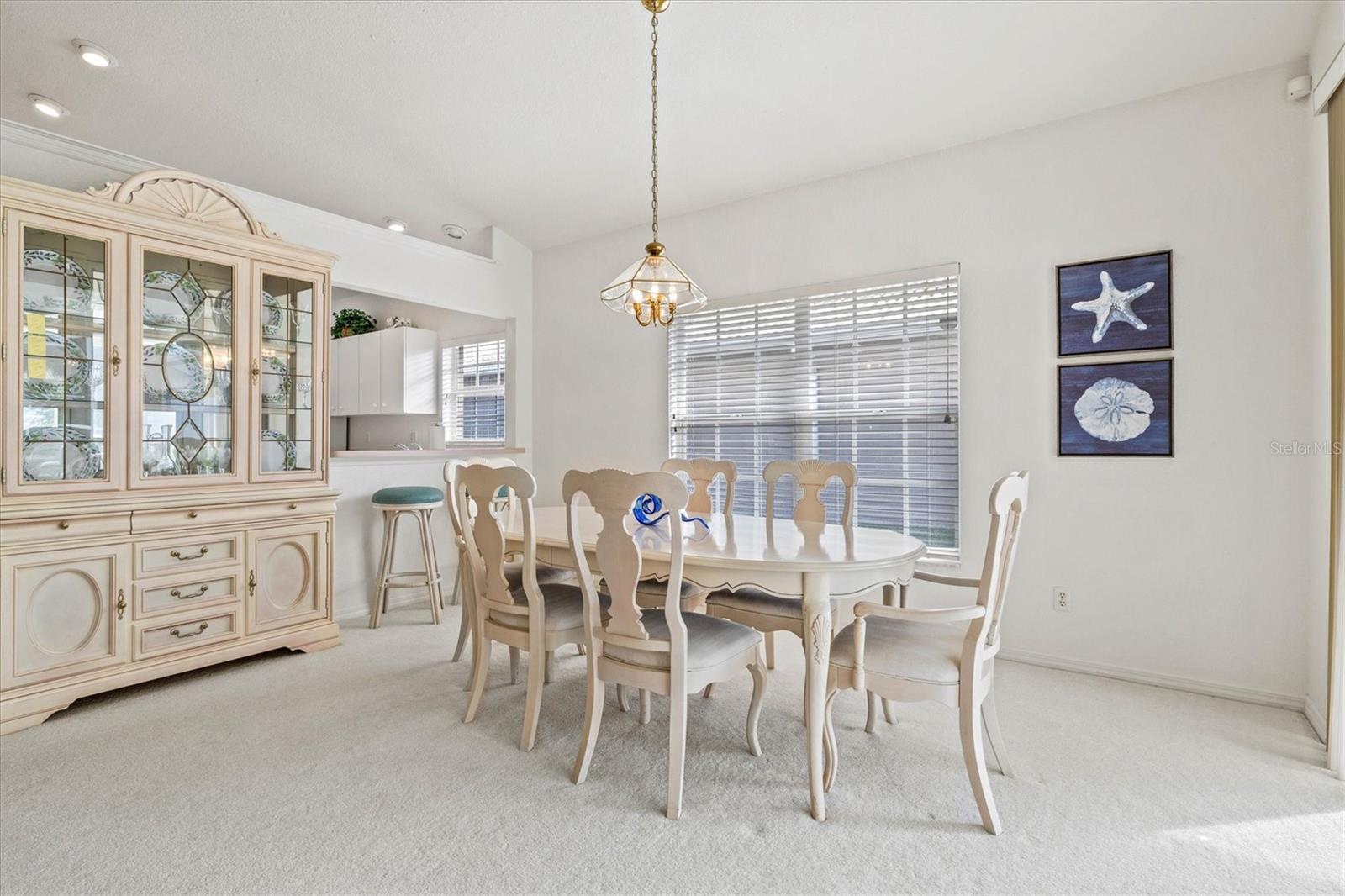 Photo 7 of 1364 BERKSHIRE CT
