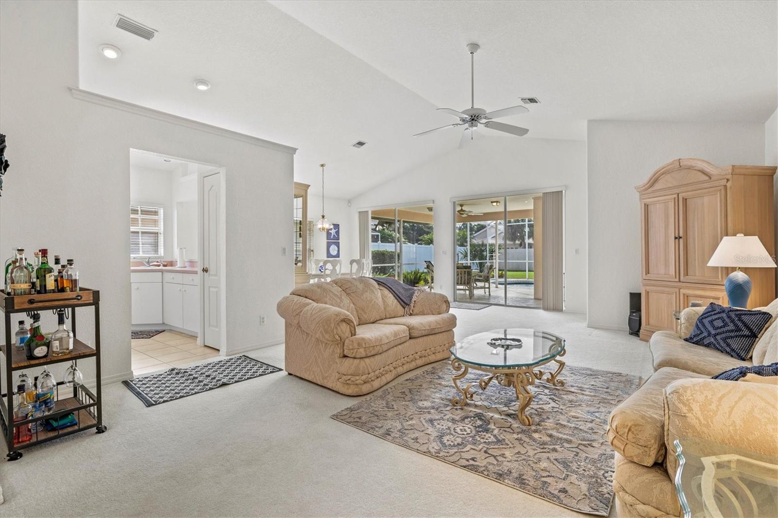 Photo 3 of 1364 BERKSHIRE CT