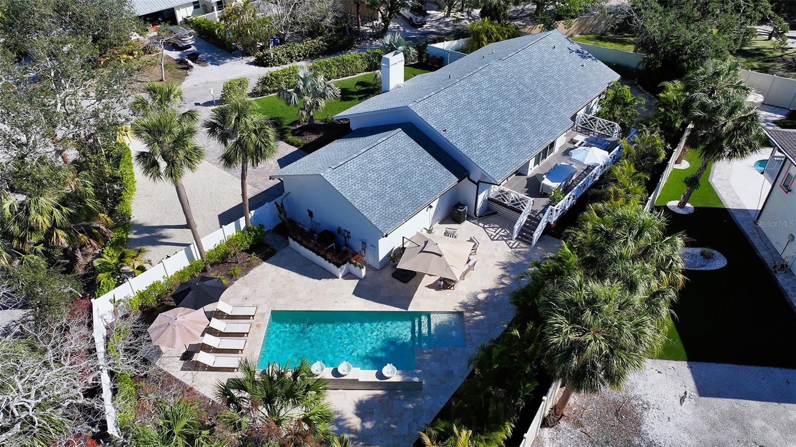 Photo 4 of 1302 ROBERTS BAY LN