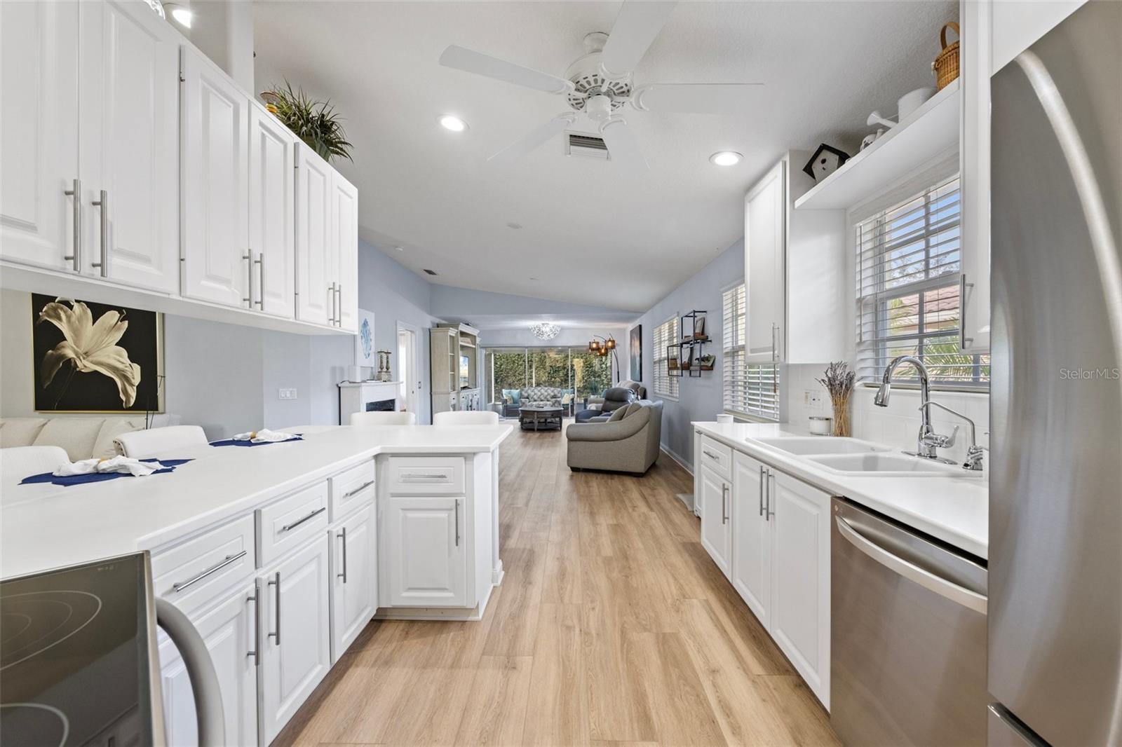 Photo 6 of 8849 ETERA DR