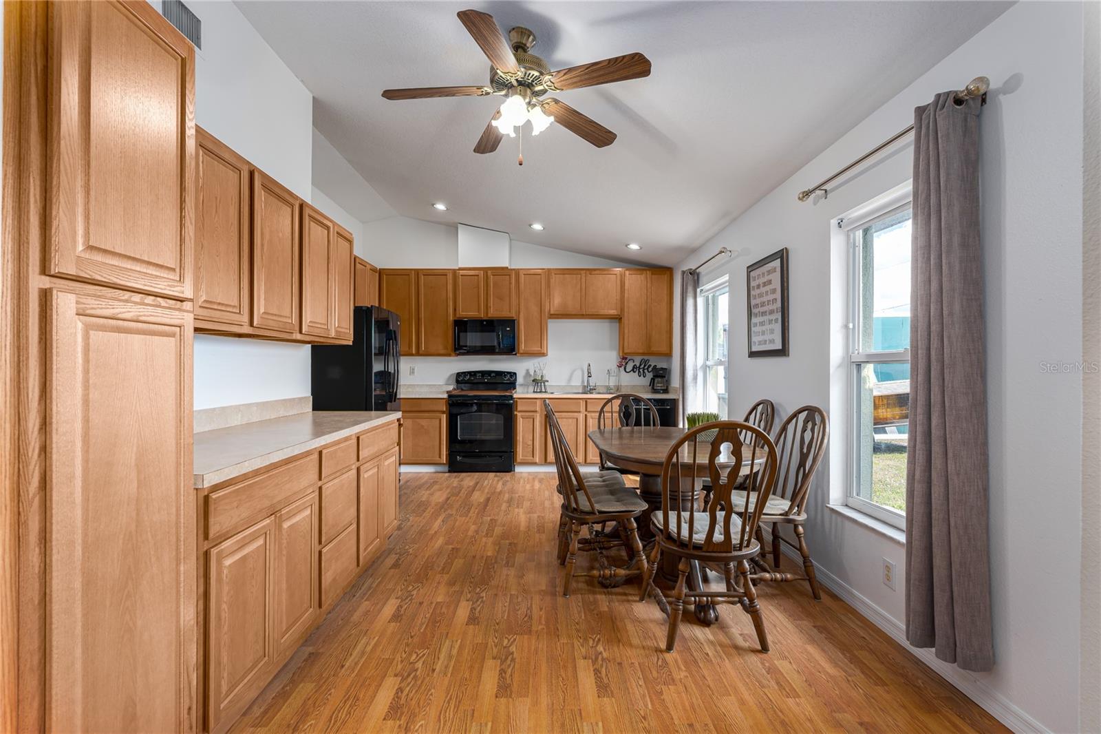 Photo 5 of 1406 14TH STREET CT W
