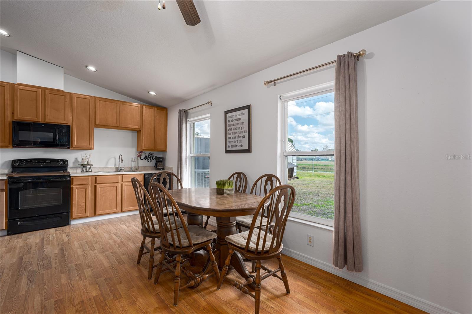 Photo 6 of 1406 14TH STREET CT W
