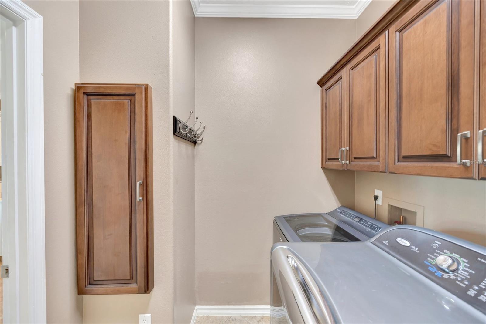 Photo 6 of 3872 MIRA LAGO DR