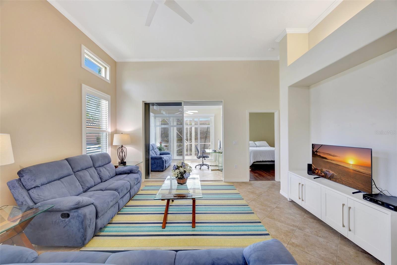 Photo 3 of 3872 MIRA LAGO DR
