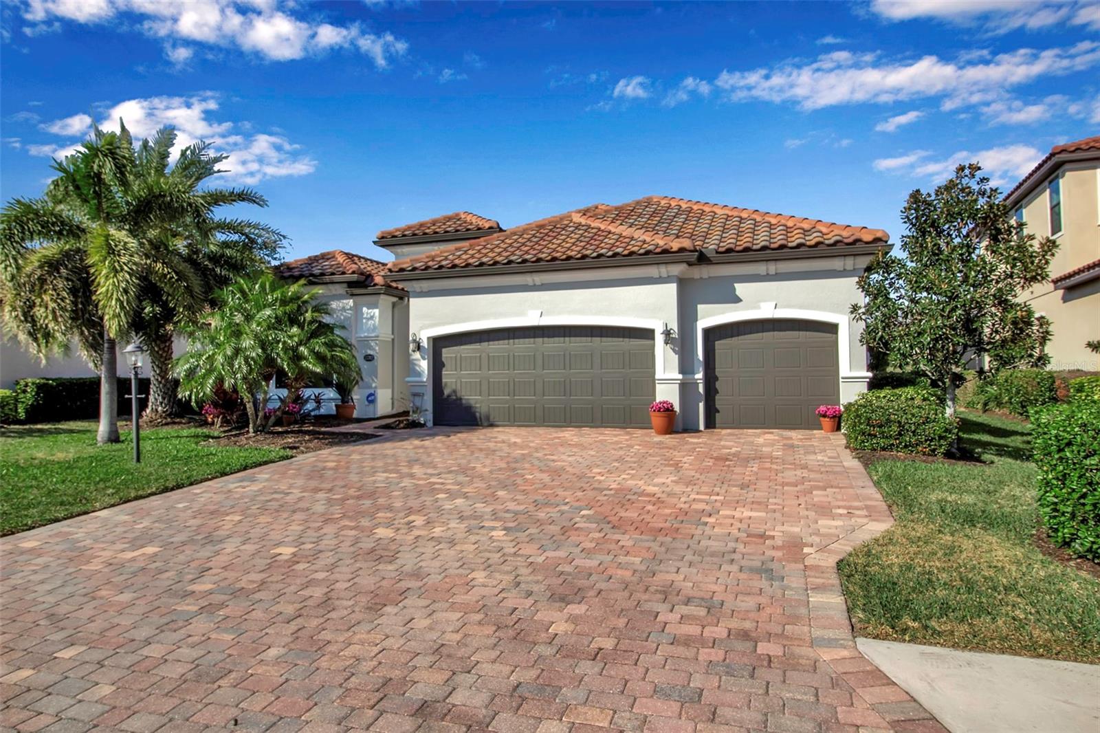 Photo 4 of 13303 SWIFTWATER WAY