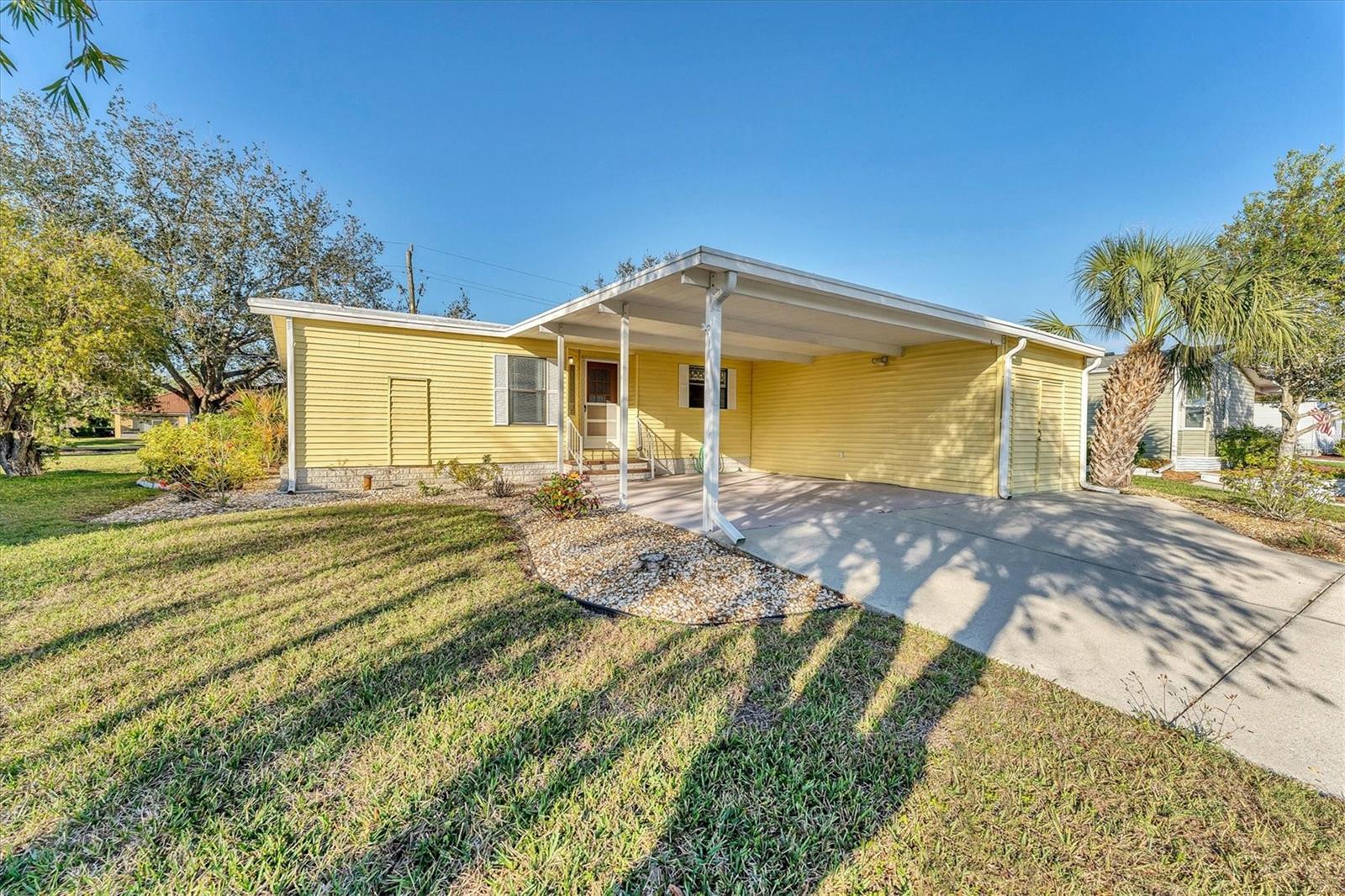 Photo of 8536 COUNTESS AVENUE CIR