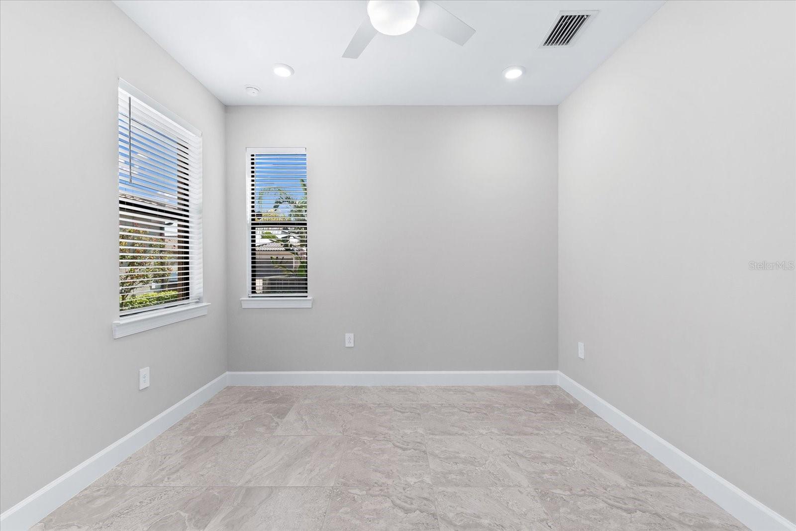Photo 5 of 7629 SUMMERLAND CV