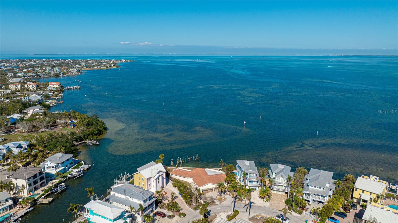 Photo 4 of 236 S HARBOR DR #LOT 35