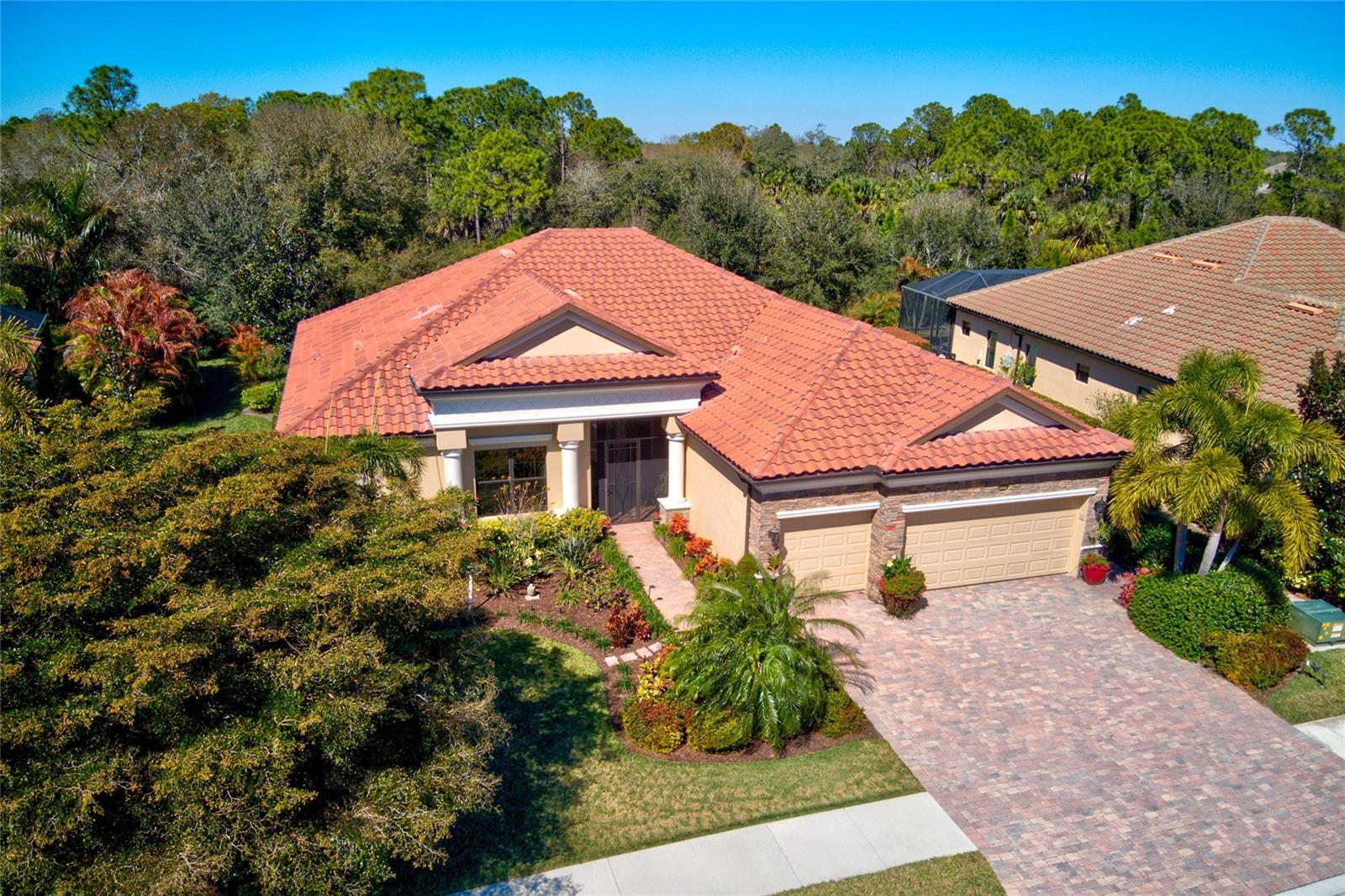 Photo 3 of 20909 LOGGIA CT