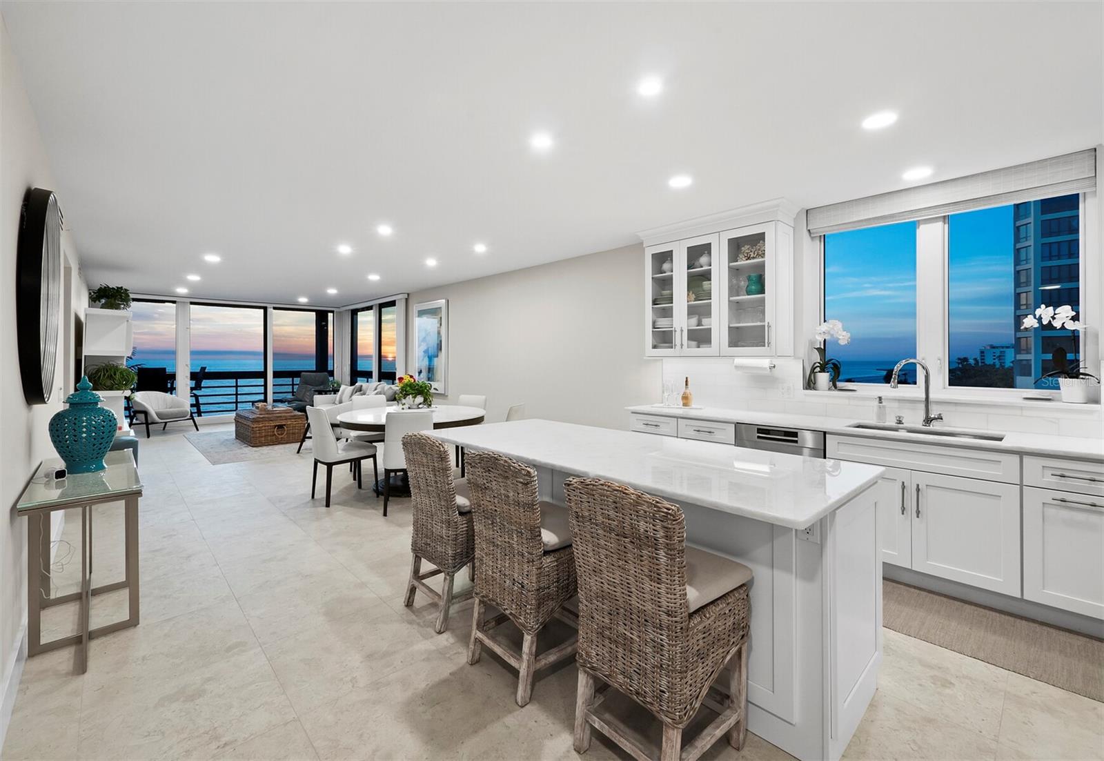 Photo 4 of 1145 GULF OF MEXICO DR #305