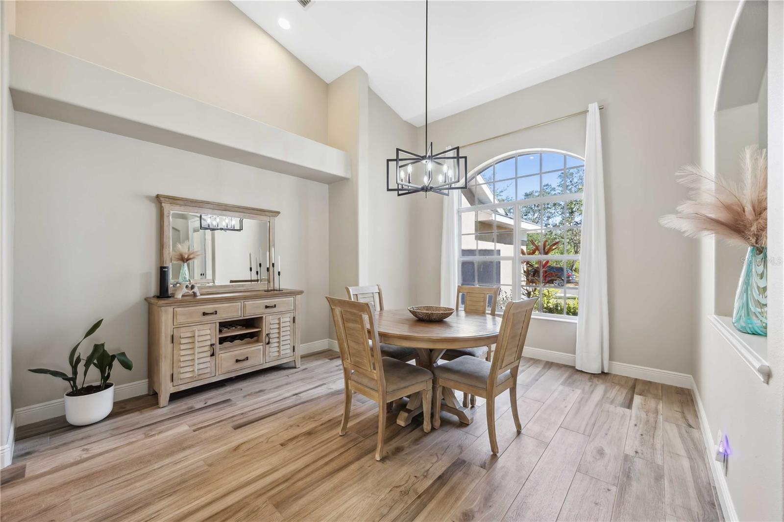 Photo 5 of 1314 BRAMBLING CT