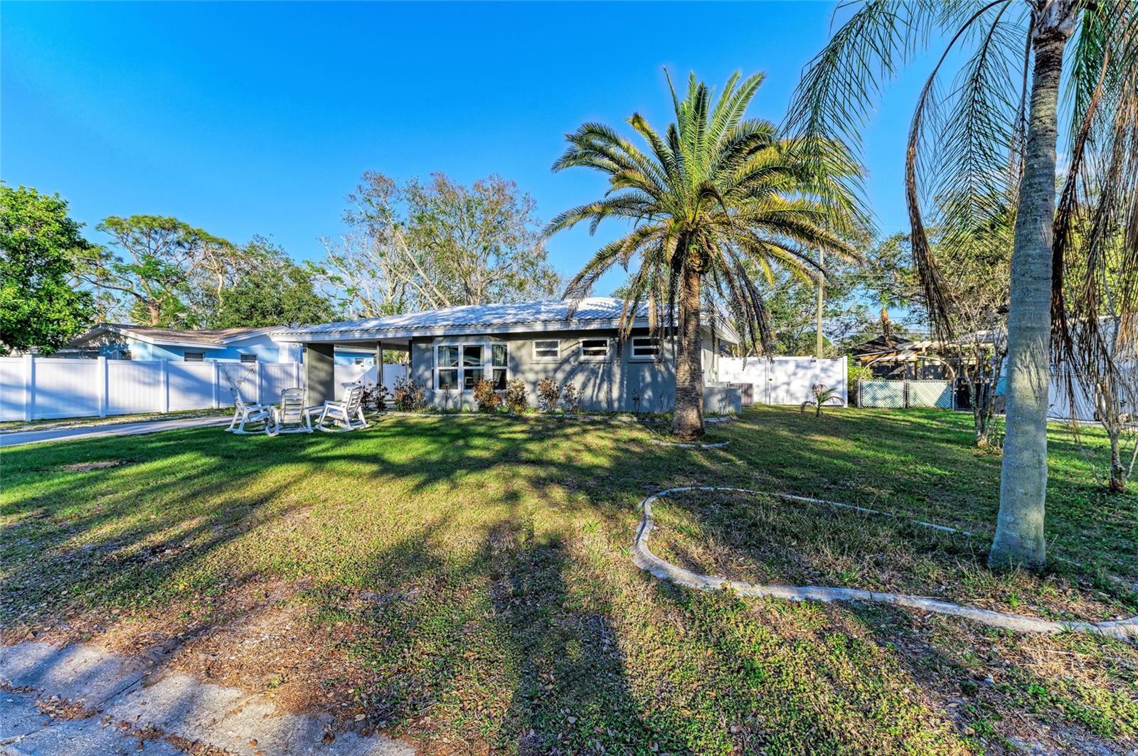 Photo 2 of 2818 PARANDOR PL