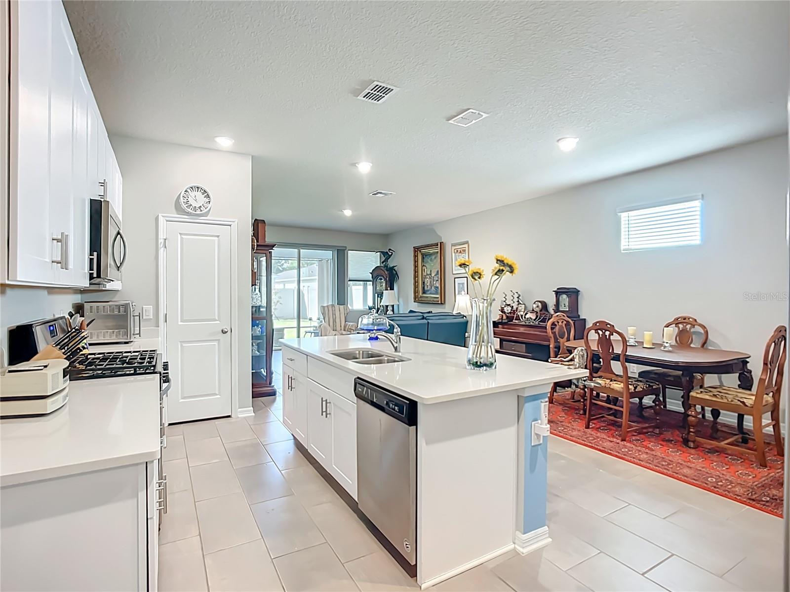 Photo 7 of 5727 BUNGALOW GROVE CT