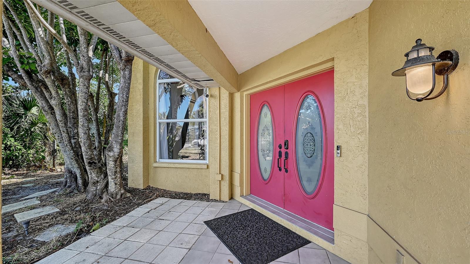 Photo 4 of 2429 WHIPPOORWILL CIR