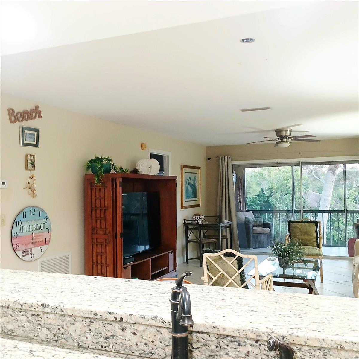 Photo 5 of 7143 WOOD CREEK DR #203