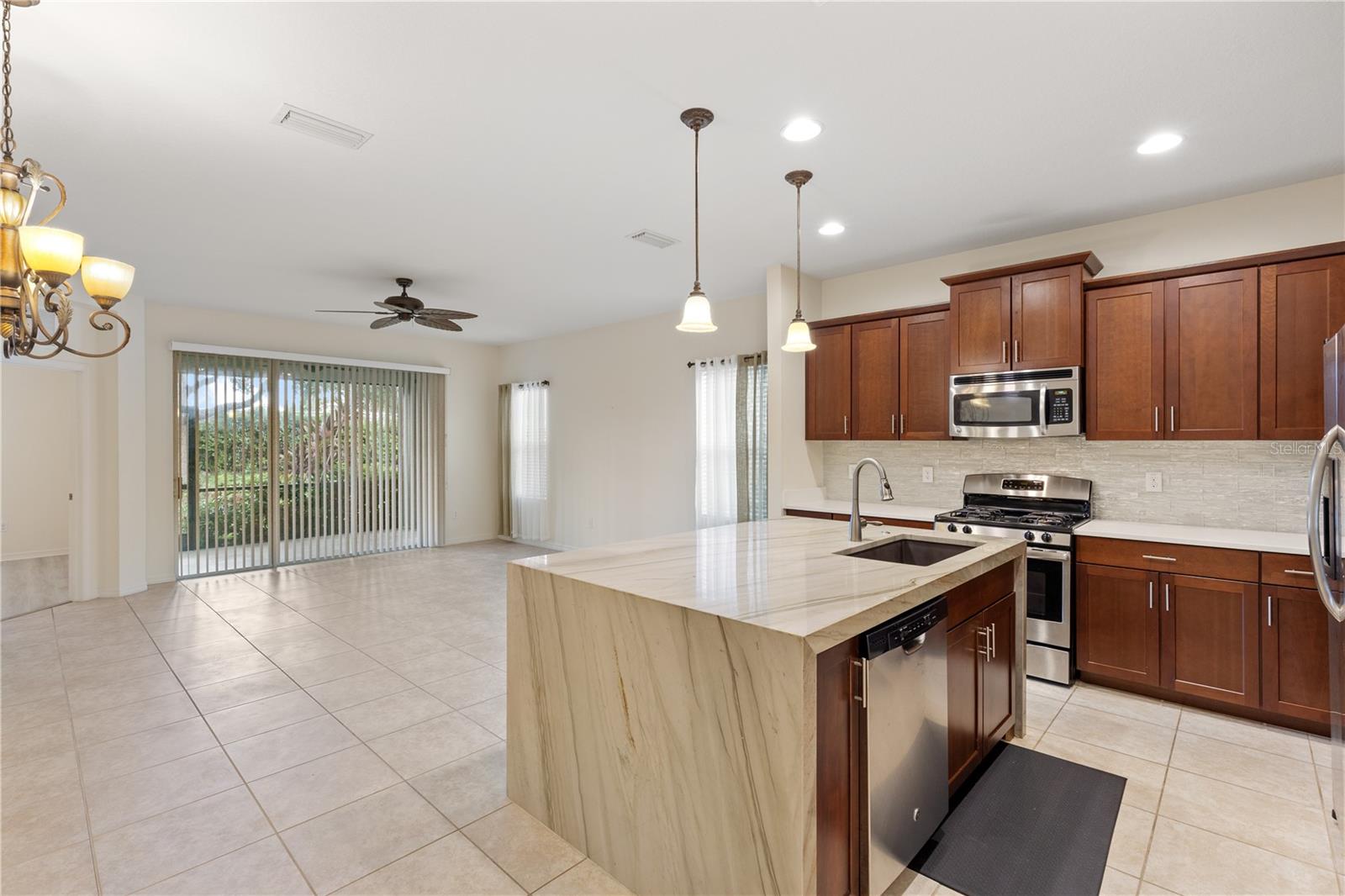 Photo 5 of 5312 FAIRFIELD BLVD