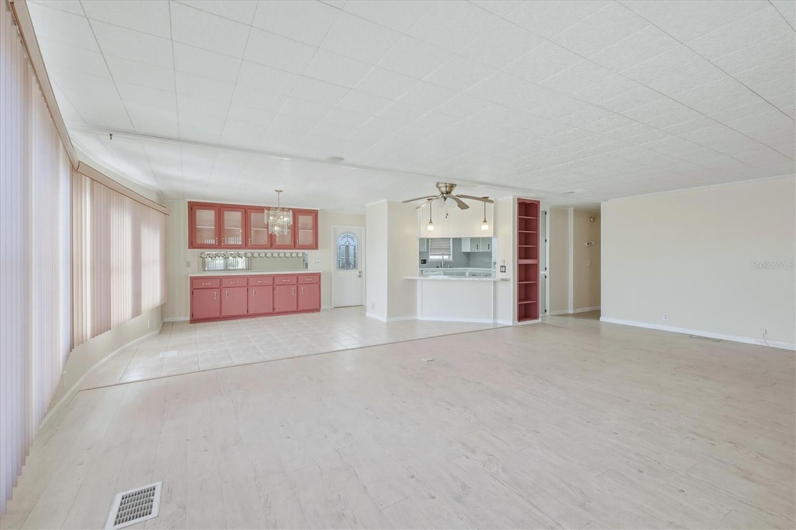 Photo 6 of 6710 36TH AVE E #201