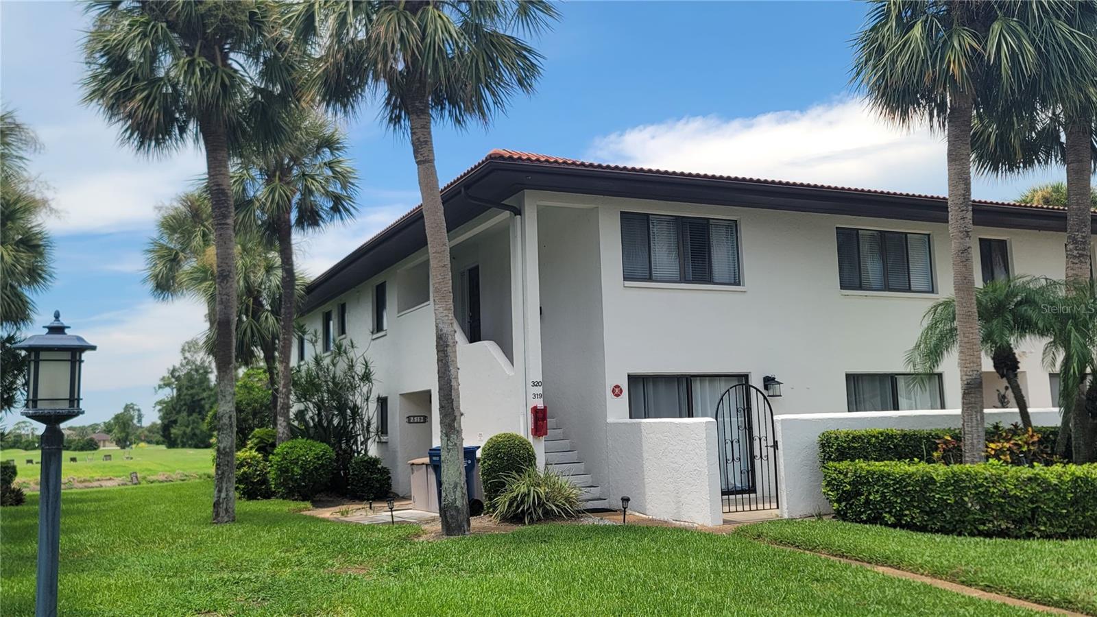 Photo of 320 BARCELONA DR #320