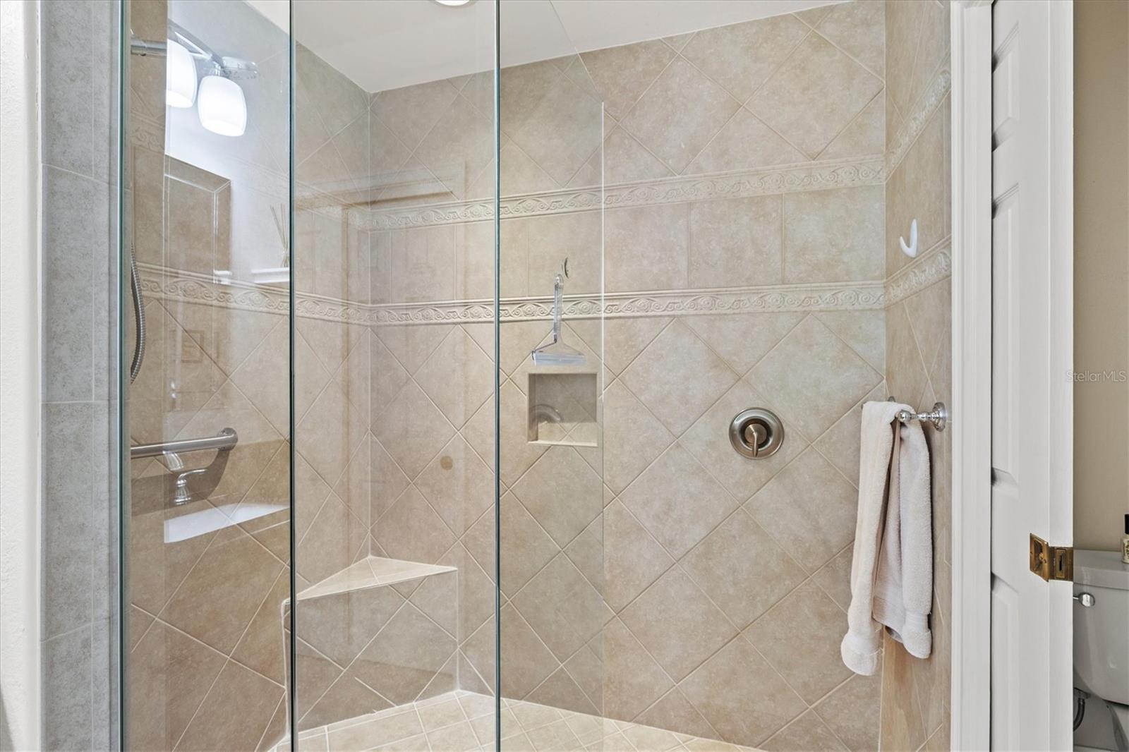 Photo 2 of 1135 RIVERSCAPE ST #1135