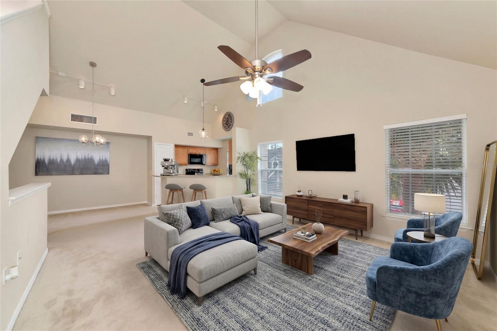 Photo 2 of 5560 ROSEHILL RD #201