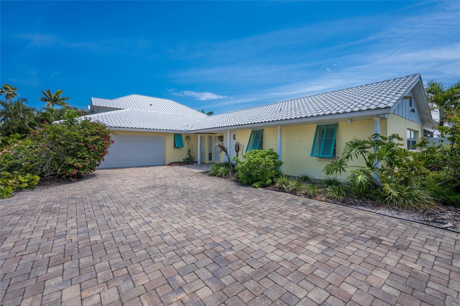Photo 6 of 633 KEY ROYALE DR