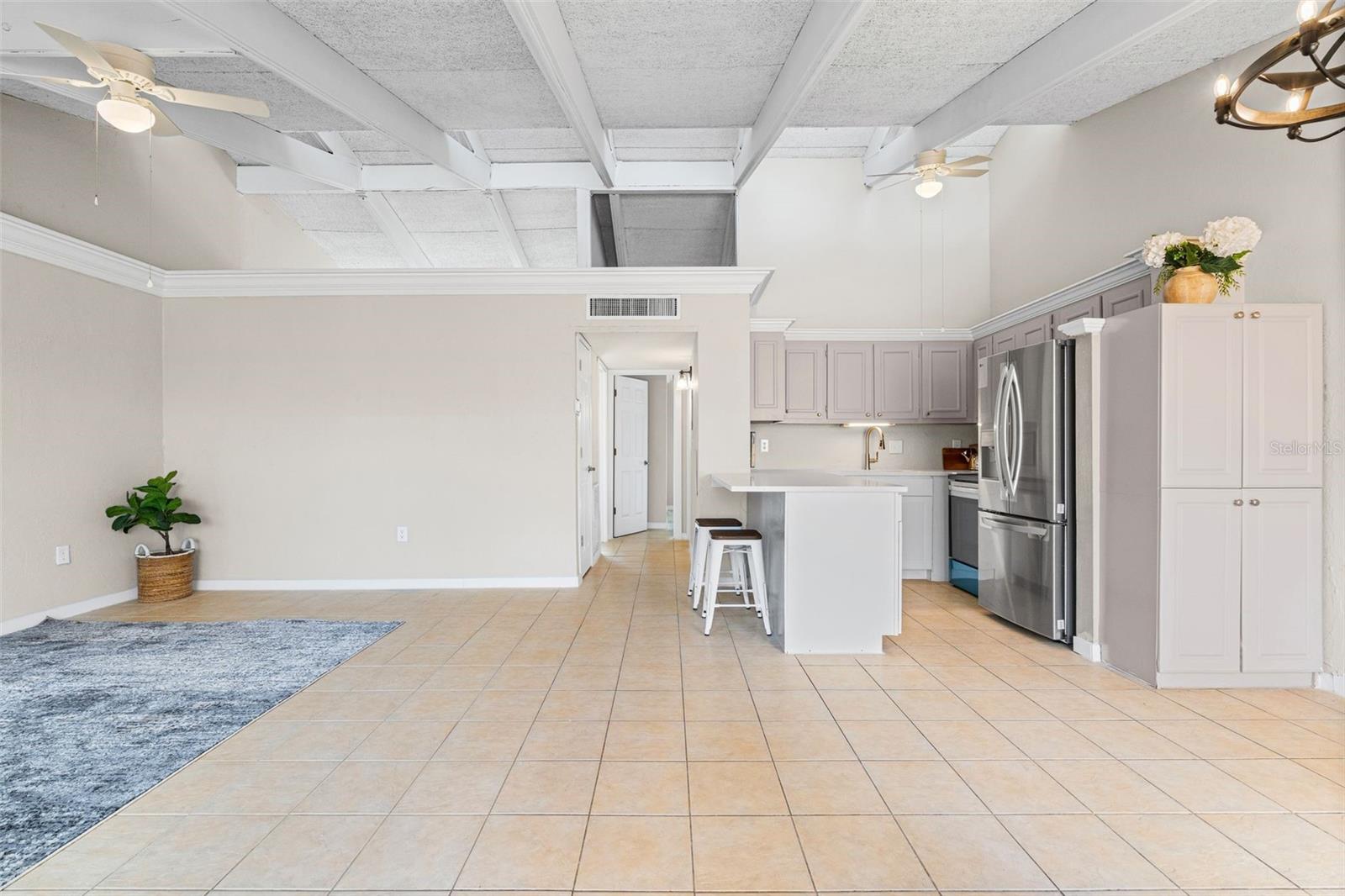 Photo 6 of 500 N JEFFERSON AVE #H1