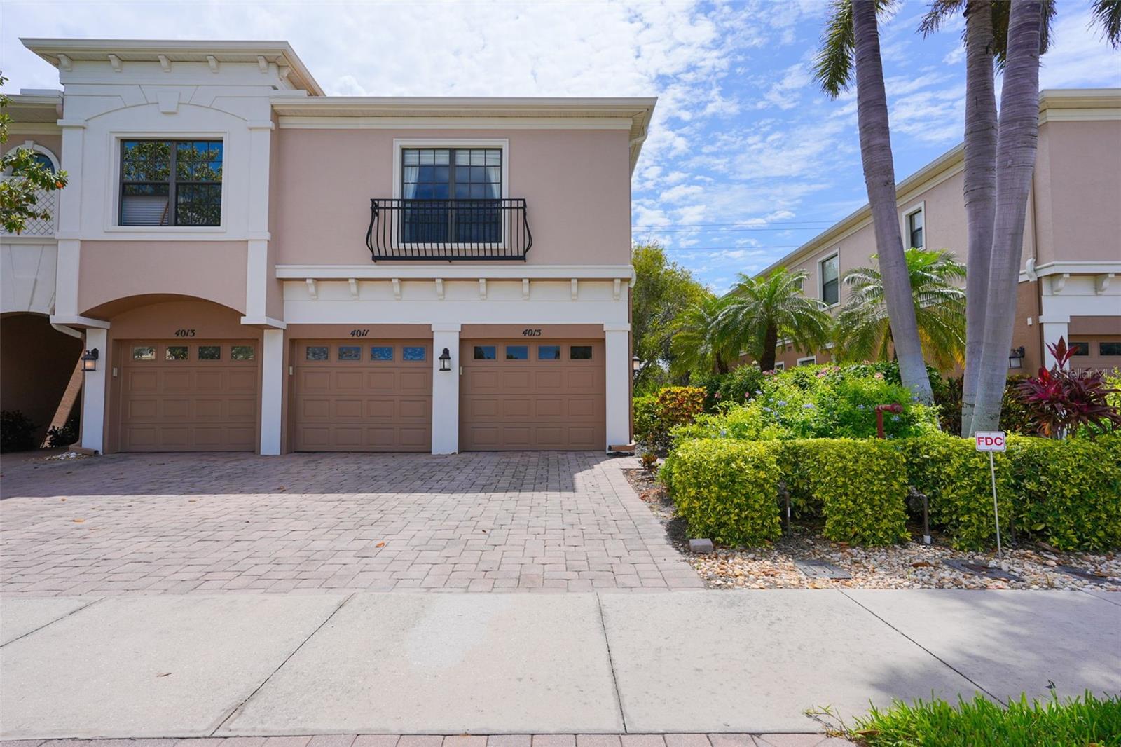 Photo 4 of 4015 OVERTURE CIR #312