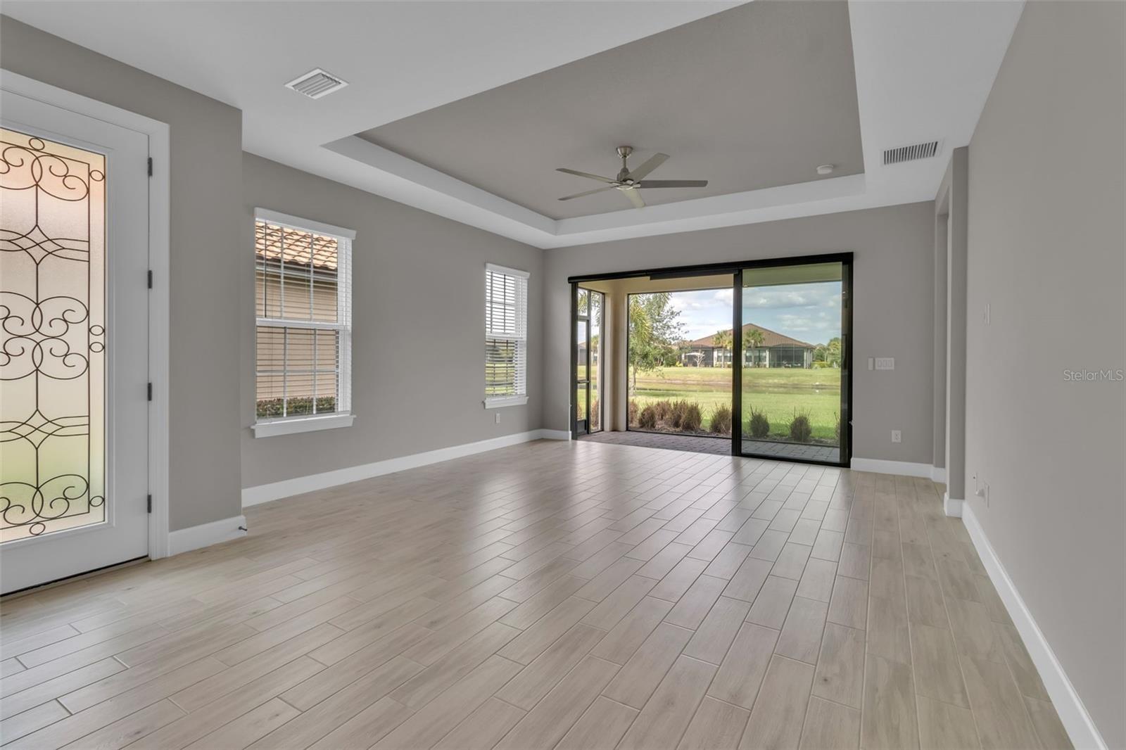 Photo 7 of 4755 MOTTA CT