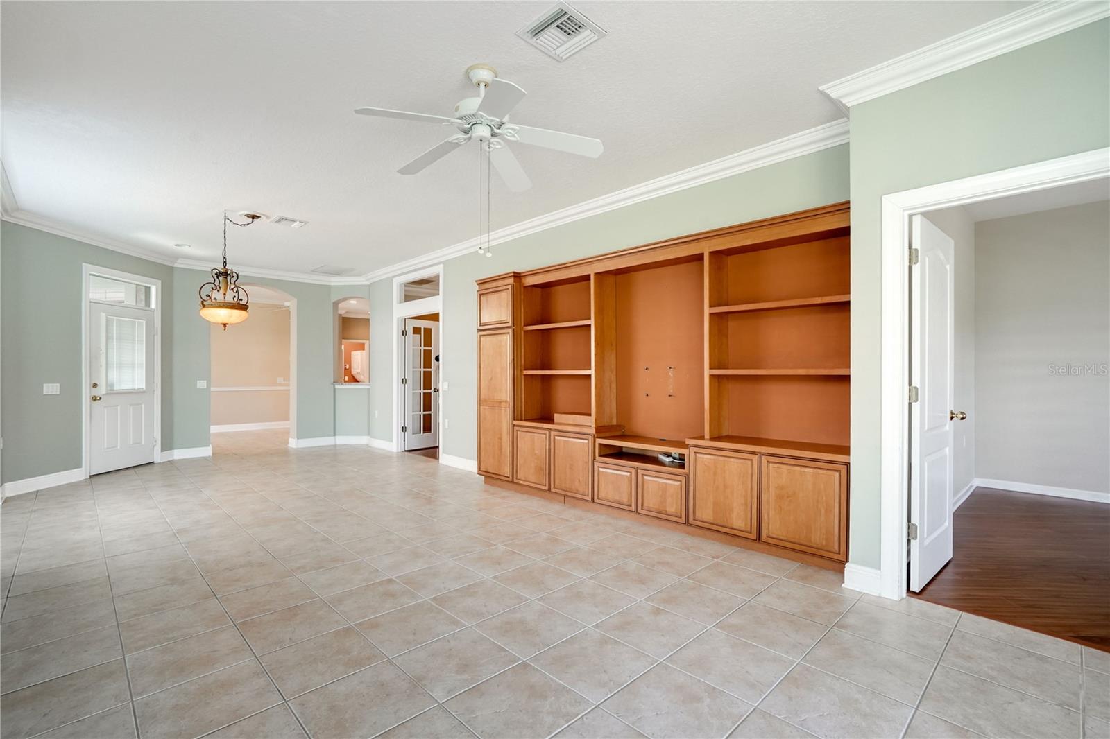 Photo 5 of 8336 TARTAN FIELDS CIR