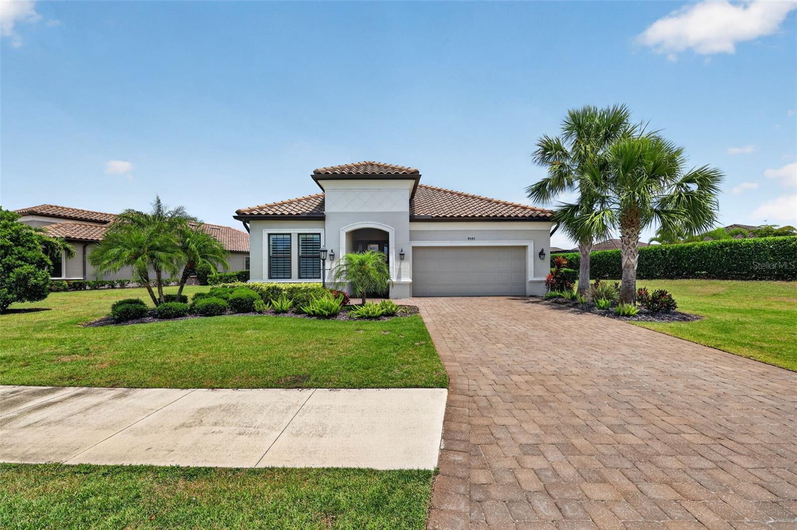 Photo 2 of 4543 TERRAZZA CT
