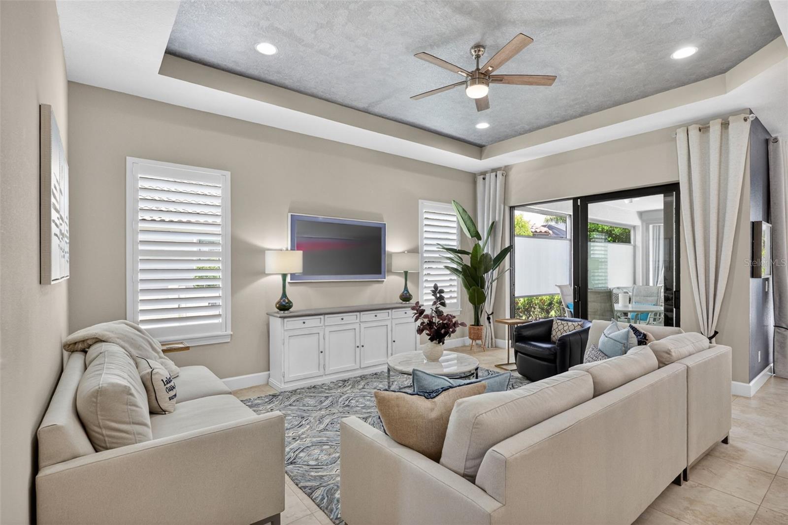 Photo 7 of 4543 TERRAZZA CT
