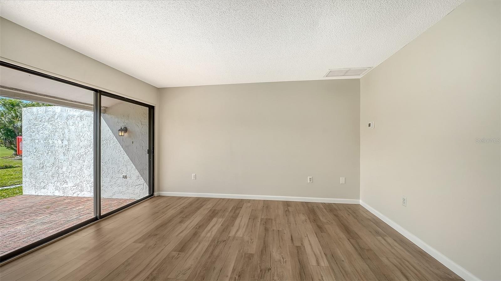 Photo 4 of 3569 LONGMEADOW #35