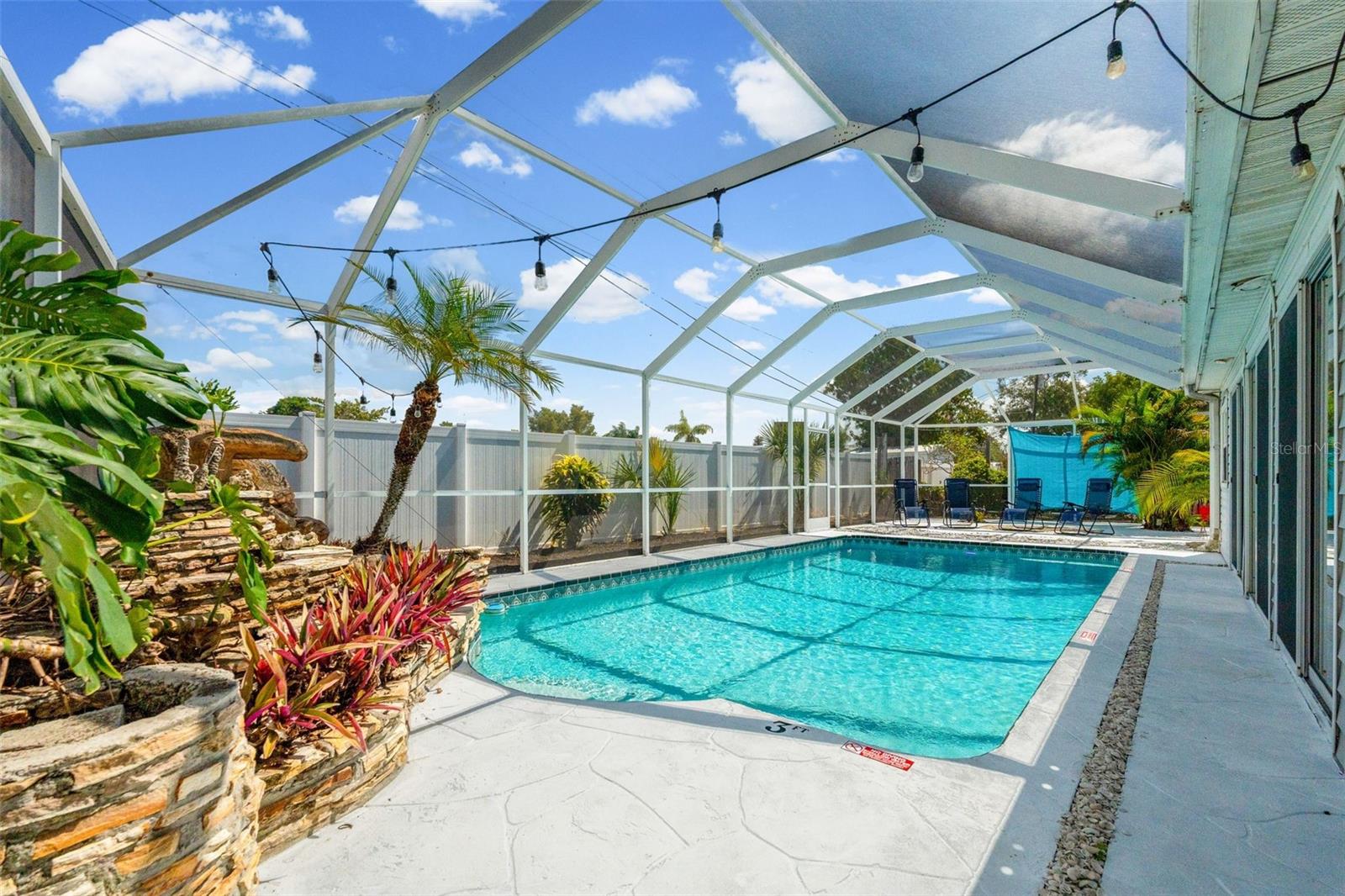 Photo 2 of 3007 FLORIDA BLVD