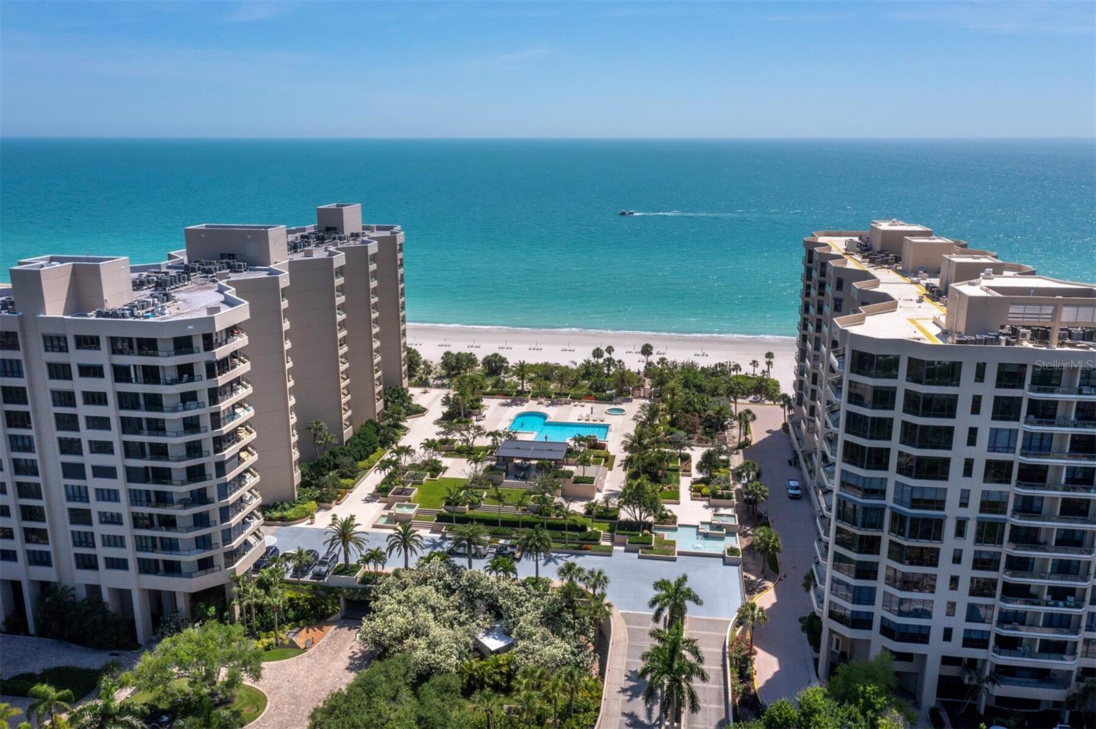 Photo 2 of 1211 GULF OF MEXICO DR #109