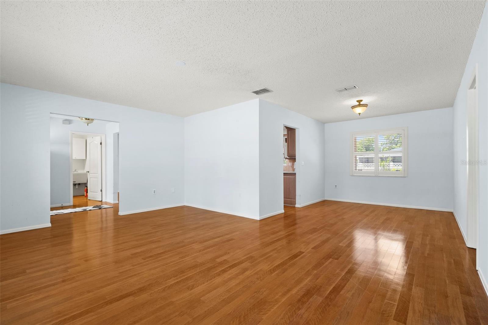 Photo 6 of 6408 29TH AVE W