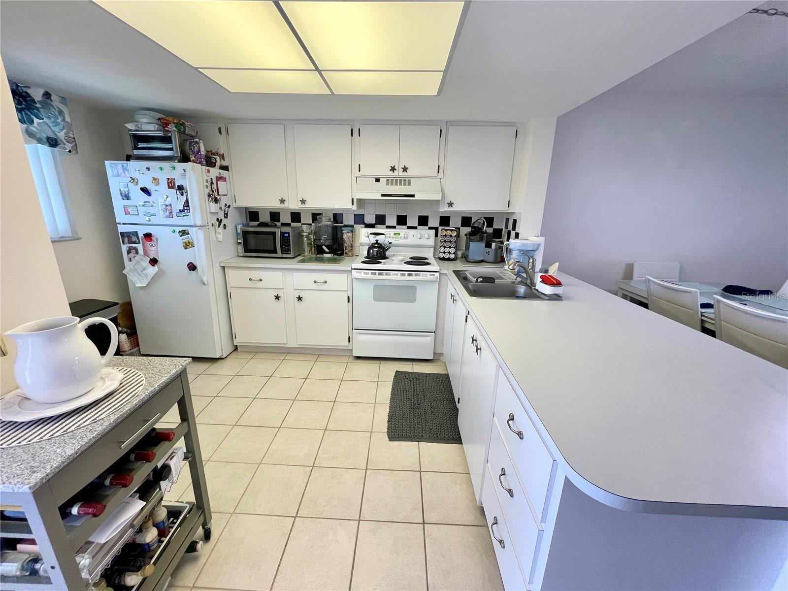 Photo 4 of 3310 LOVELAND BLVD #606