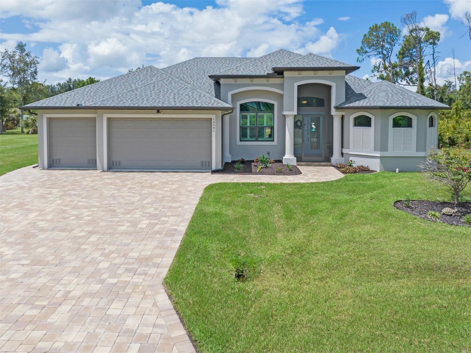 Photo 2 of 14041 CLARISSA LN