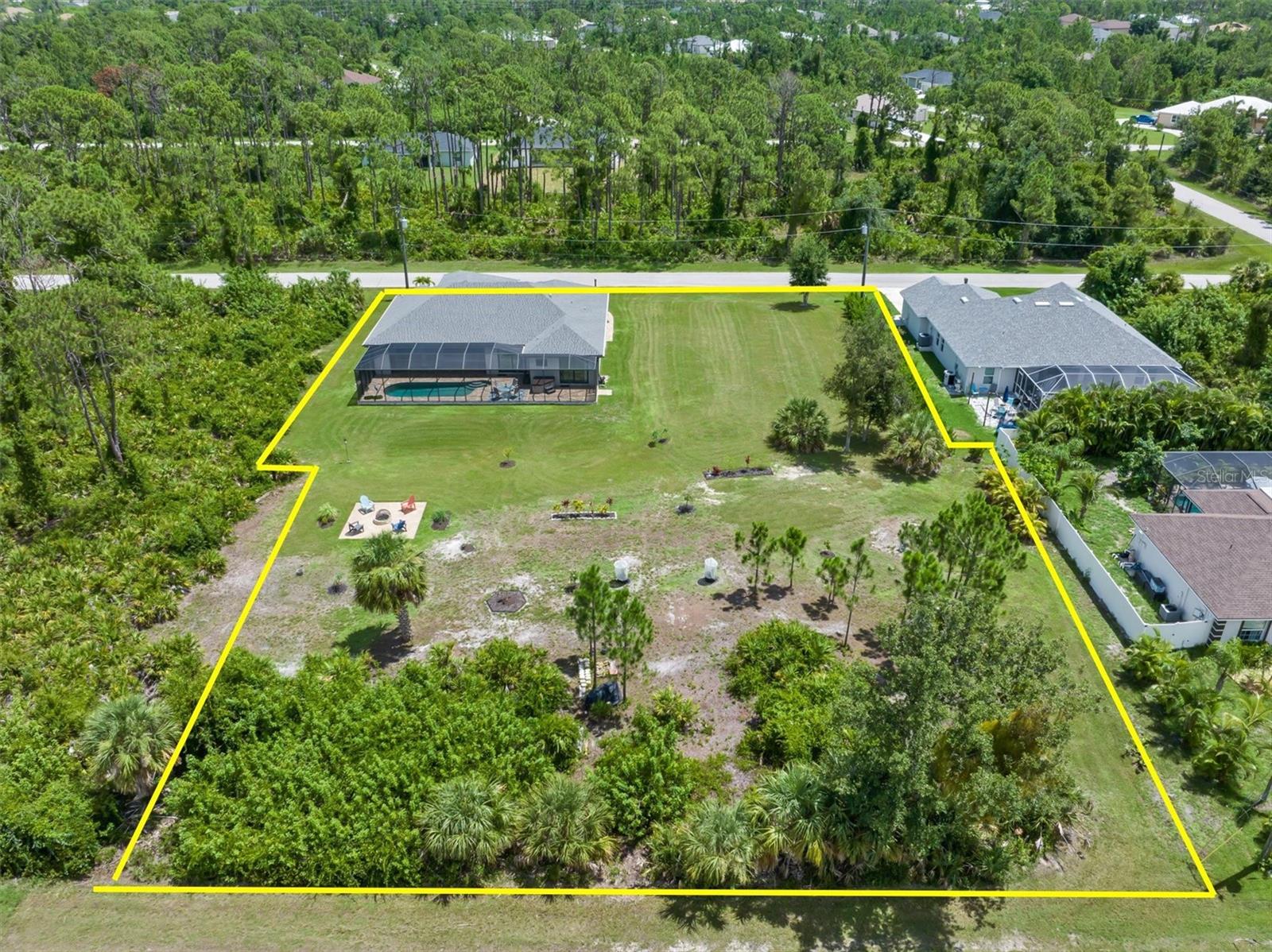 Photo 3 of 14041 CLARISSA LN