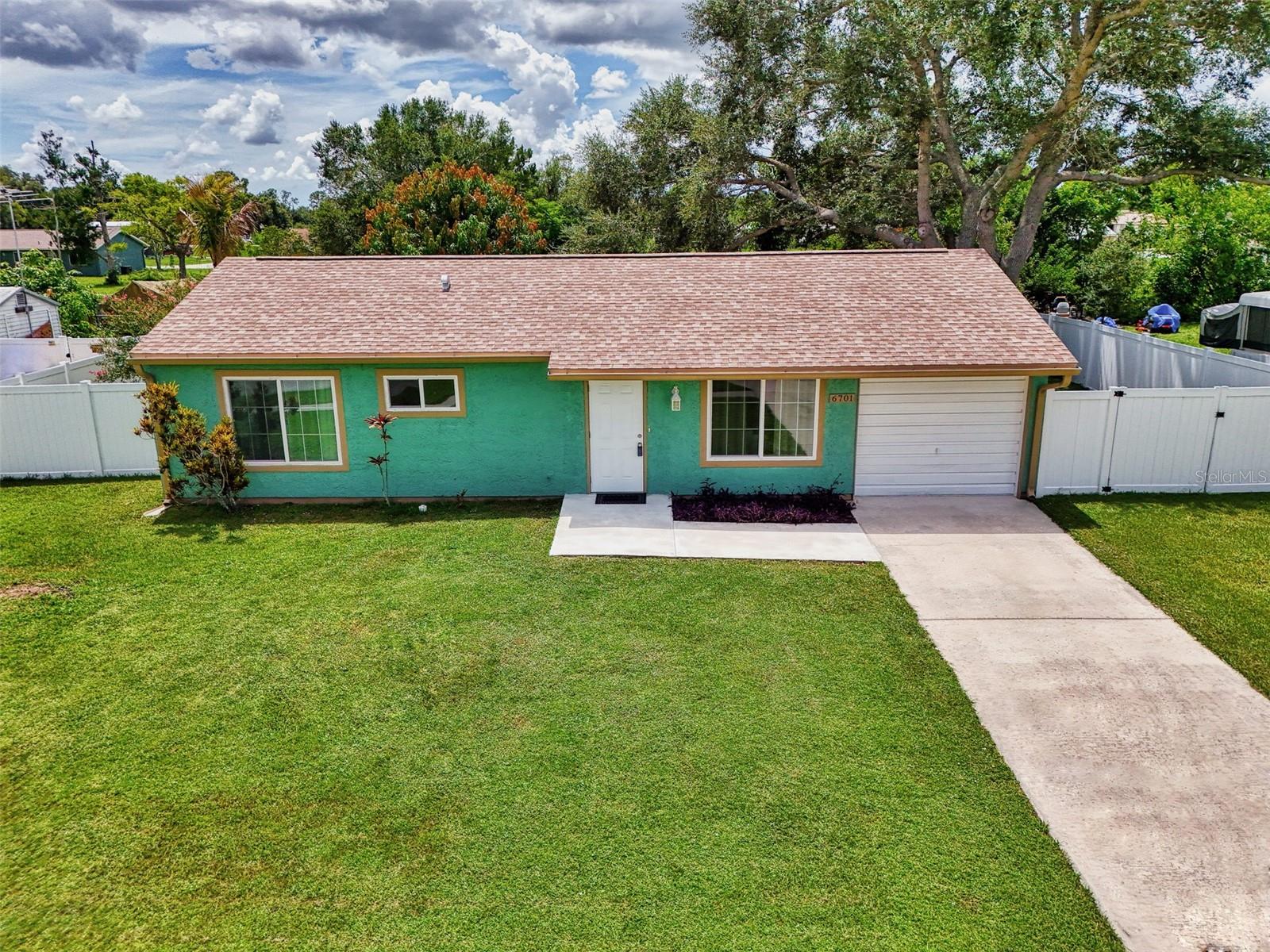Photo of 6701 ELMWOOD RD