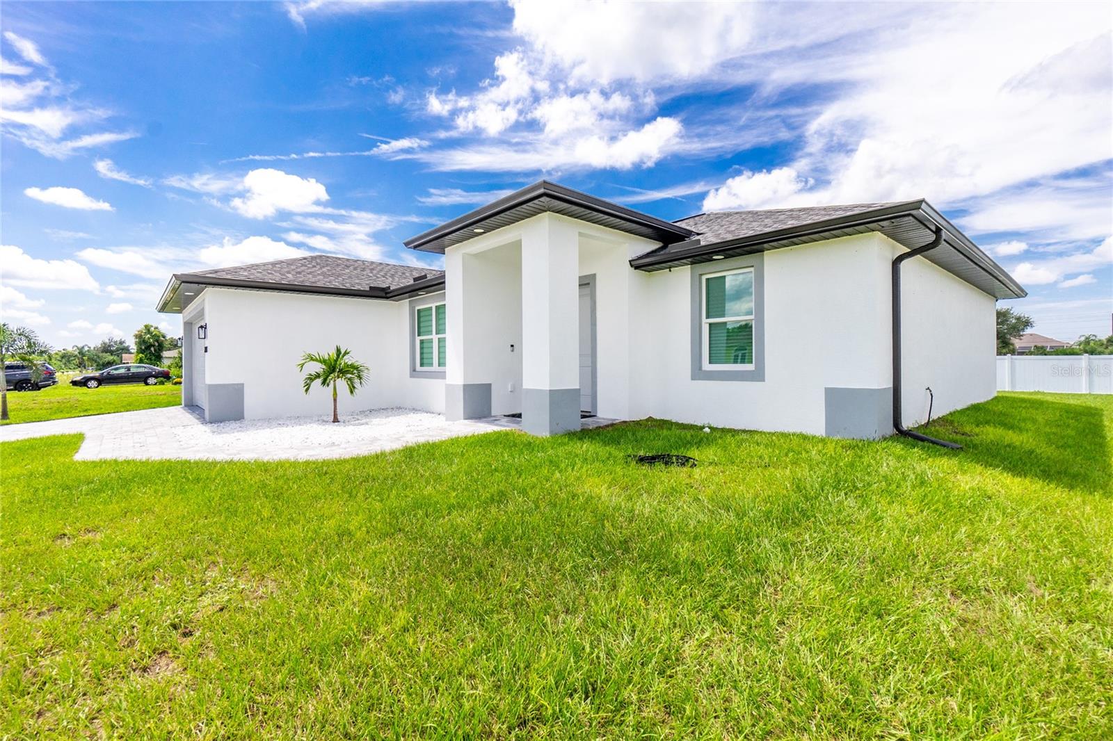 Photo 4 of 2743 HOPWOOD RD