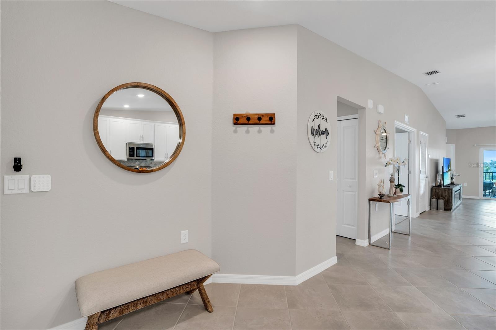 Photo 5 of 14214 HERITAGE LANDING BLVD #821