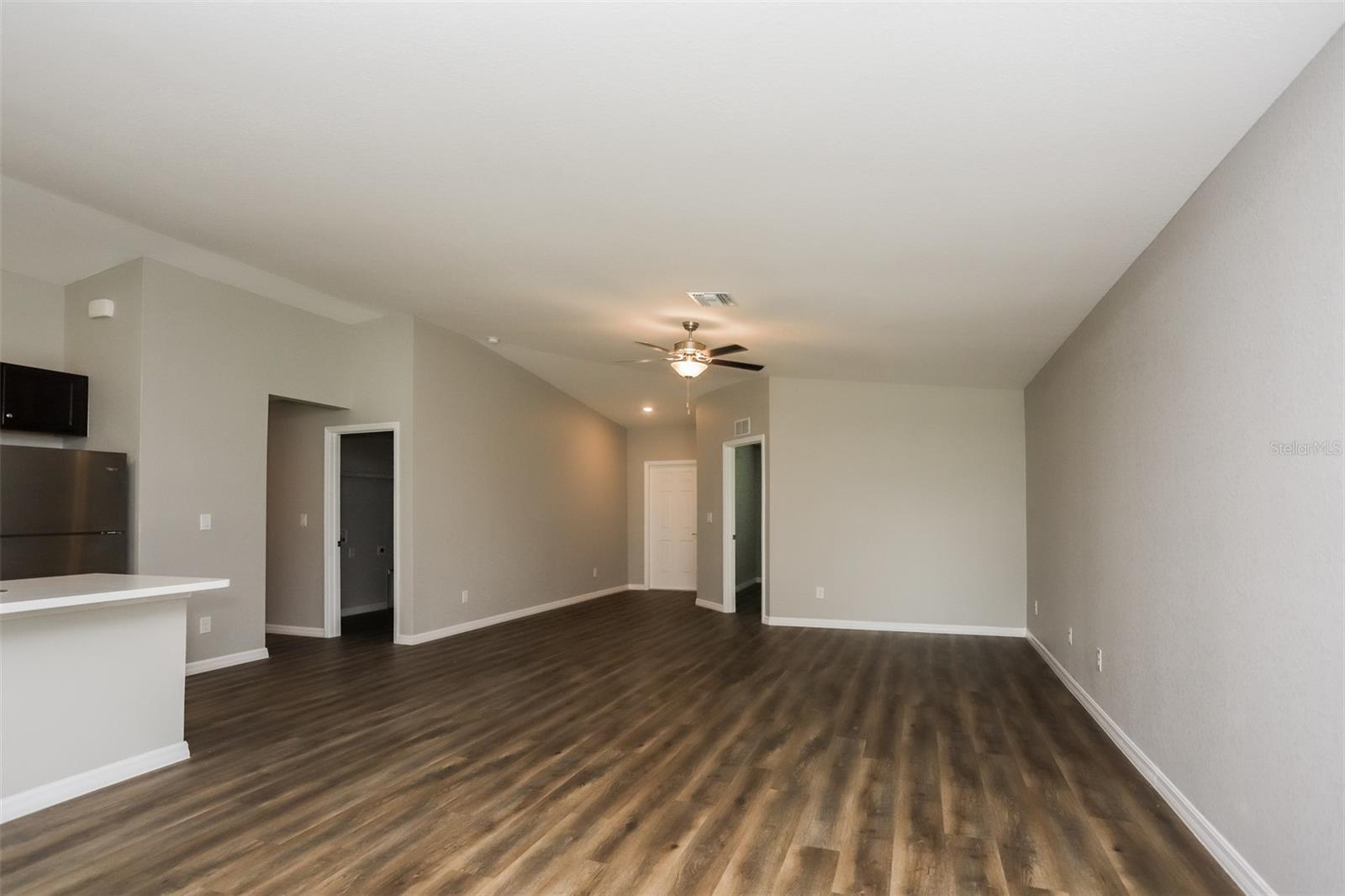 Photo 4 of 4645 E FORLANO CIR