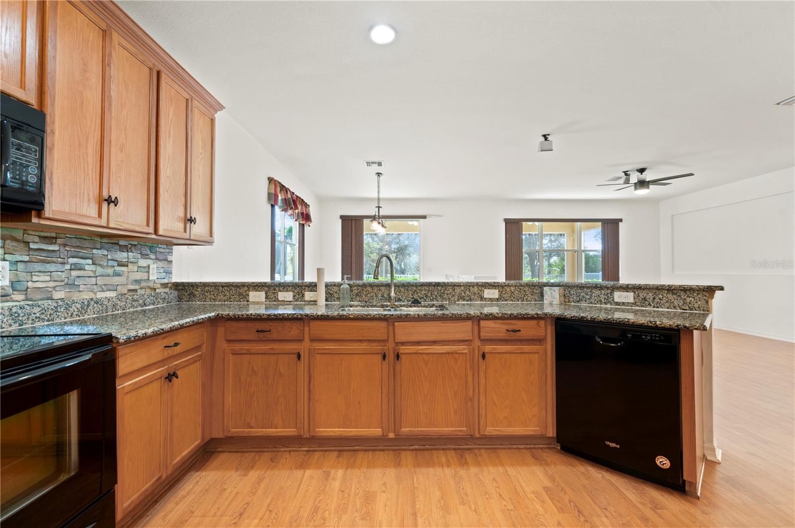 Photo 7 of 10044 WINDING RIVER RD