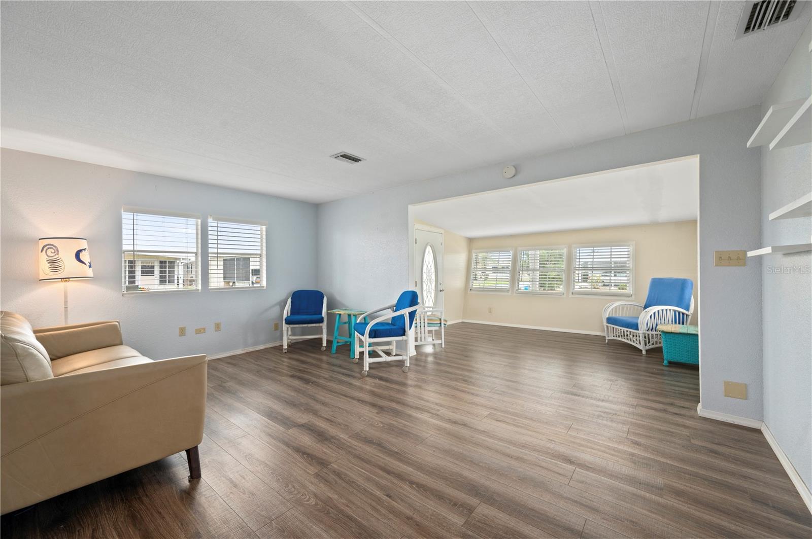 Photo 7 of 1000 KINGS HWY #472