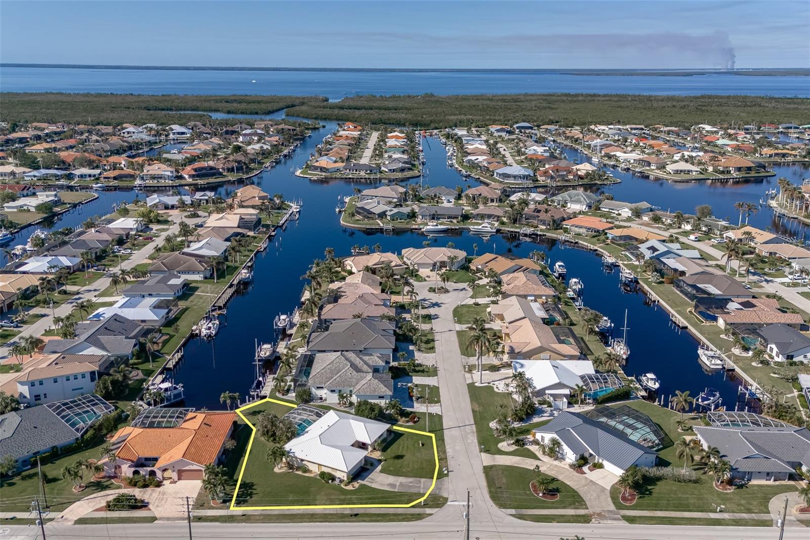 Photo 4 of 2501 RIO LARGO CT