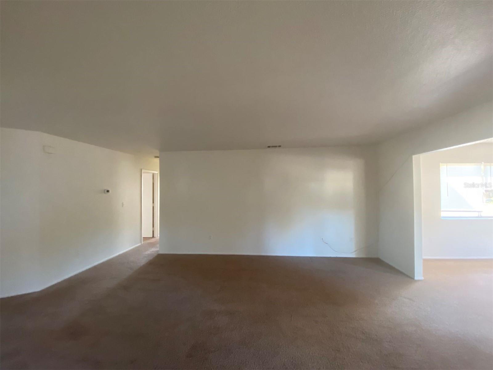 Photo 3 of 7503 MAYLAND ST