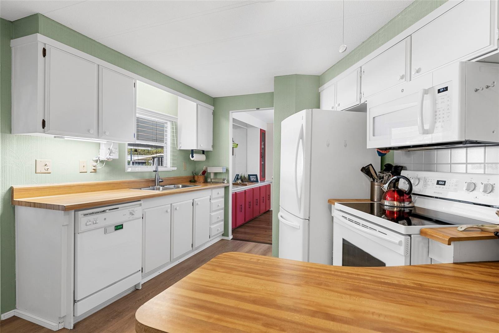 Photo 6 of 177 S FIJI CIR
