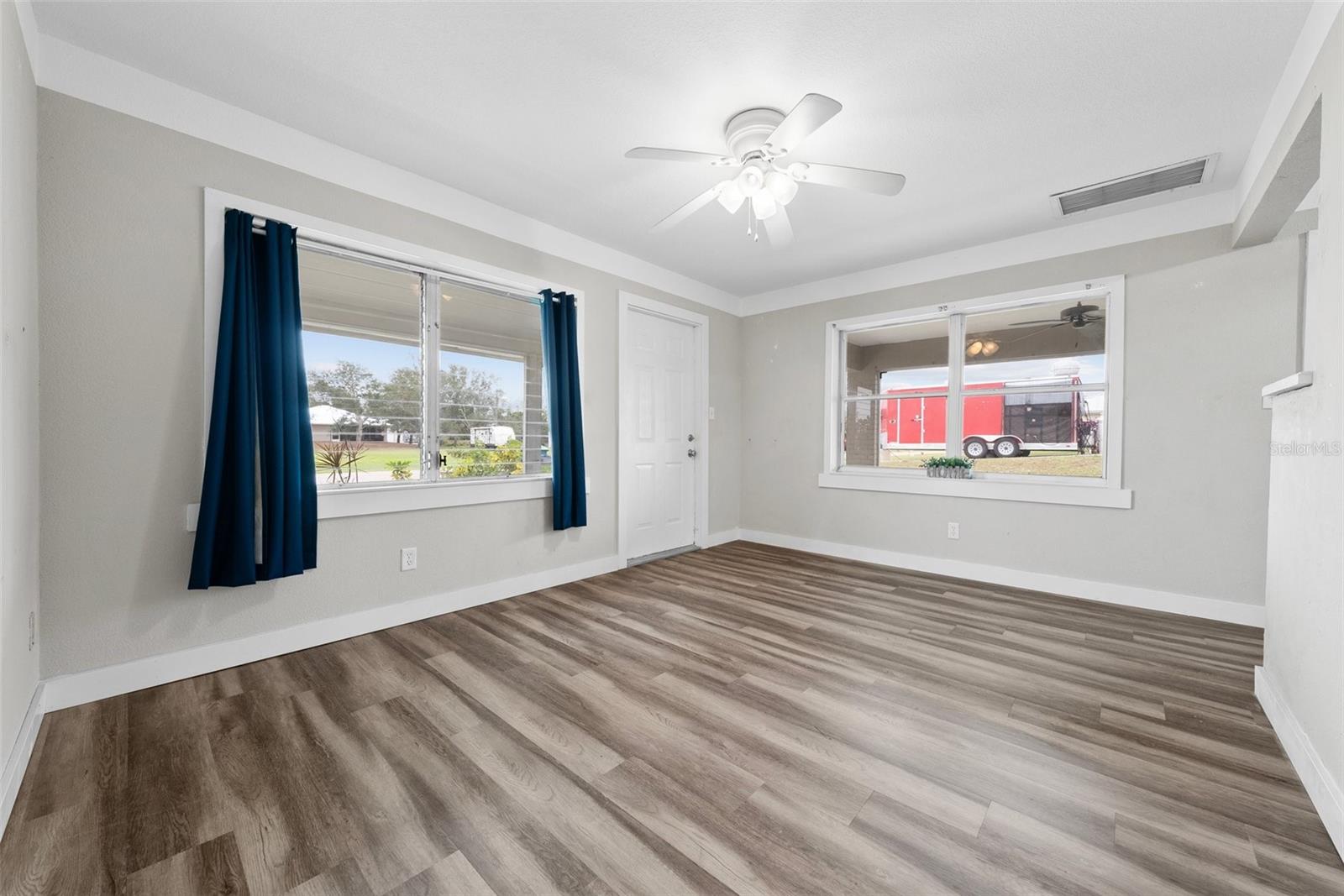 Photo 4 of 30087 ALDER RD