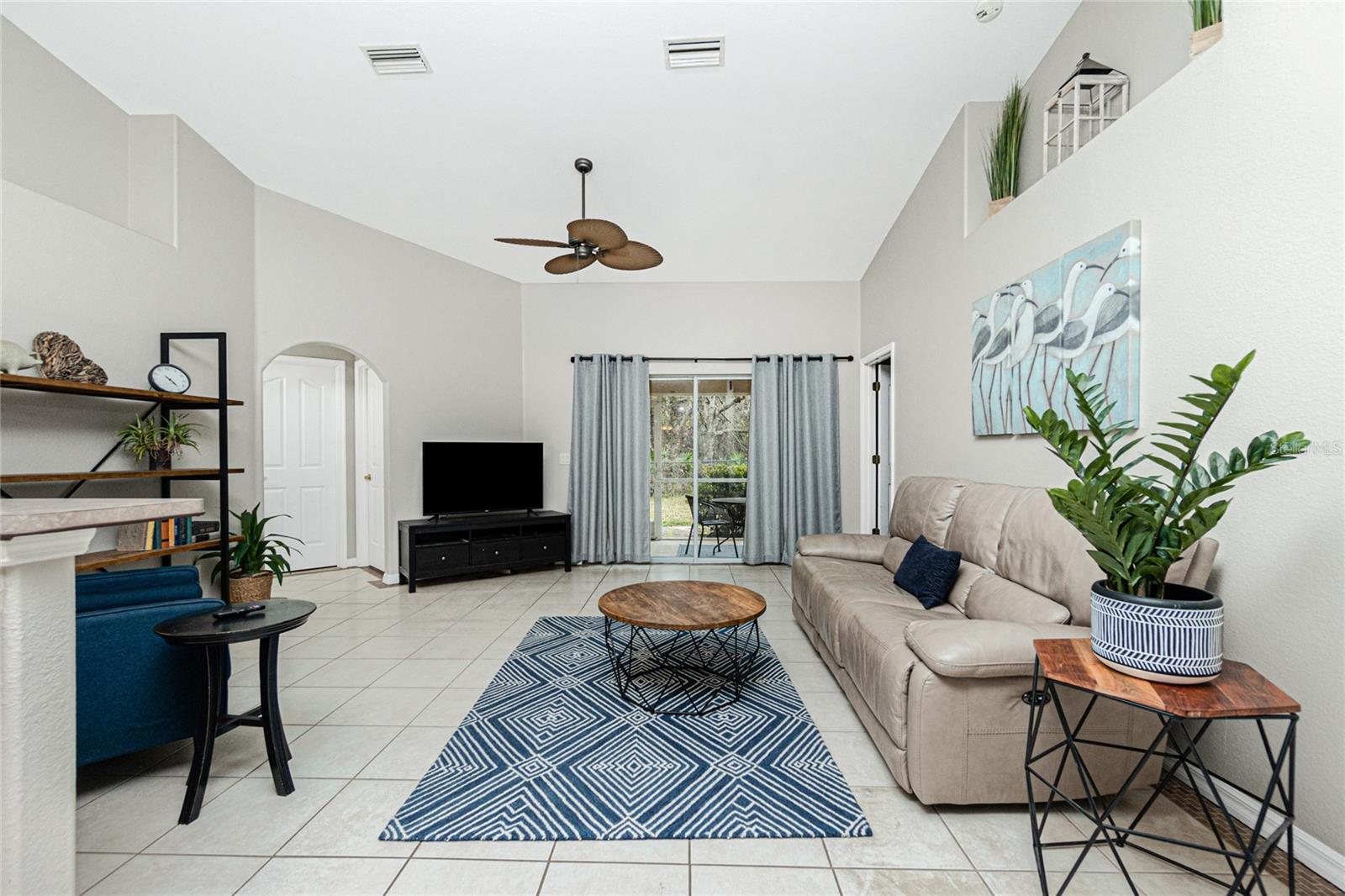 Photo 6 of 4522 MCKAY ST