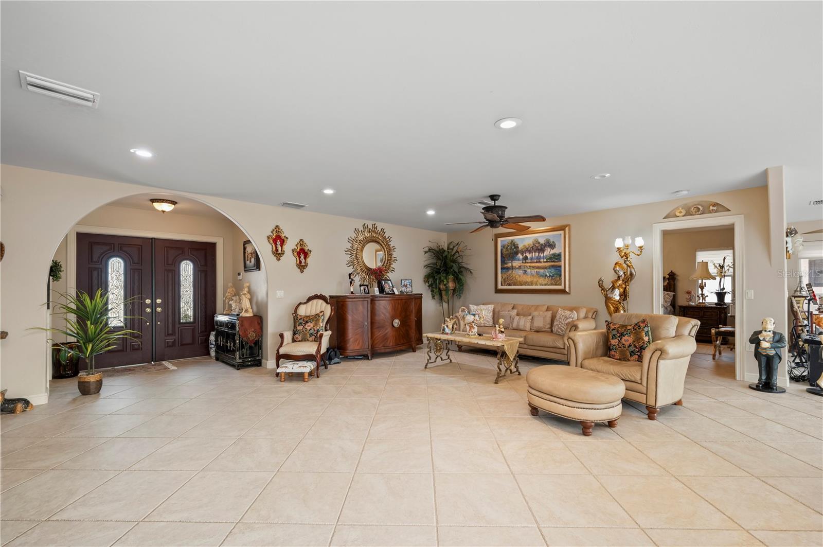 Photo 5 of 674 MONACO DR